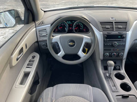 2011 Chevrolet Traverse LS