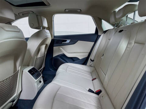 2019 Audi A4 quattro Premium Plus 45 TFSI