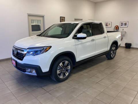 2019 Honda Ridgeline for sale at DAN PORTER MOTORS in Dickinson ND