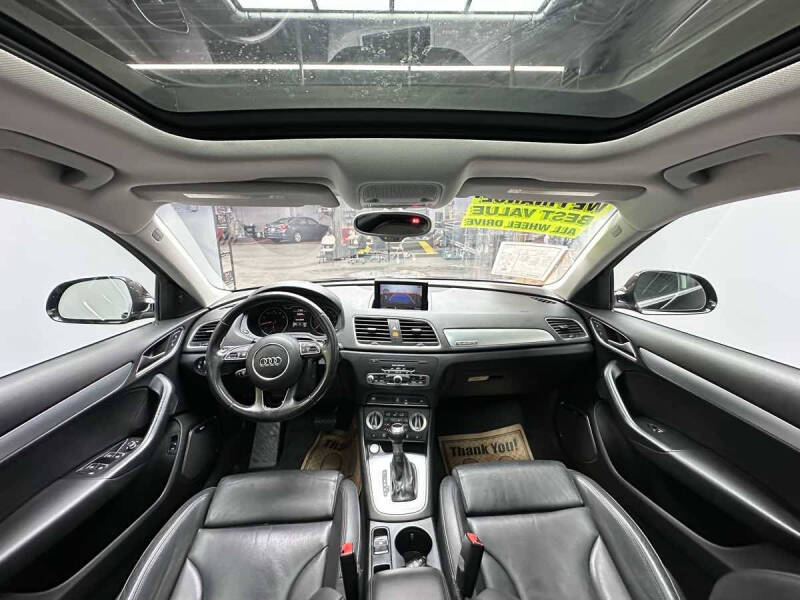 2015 Audi Q3 2.0T quattro Prestige