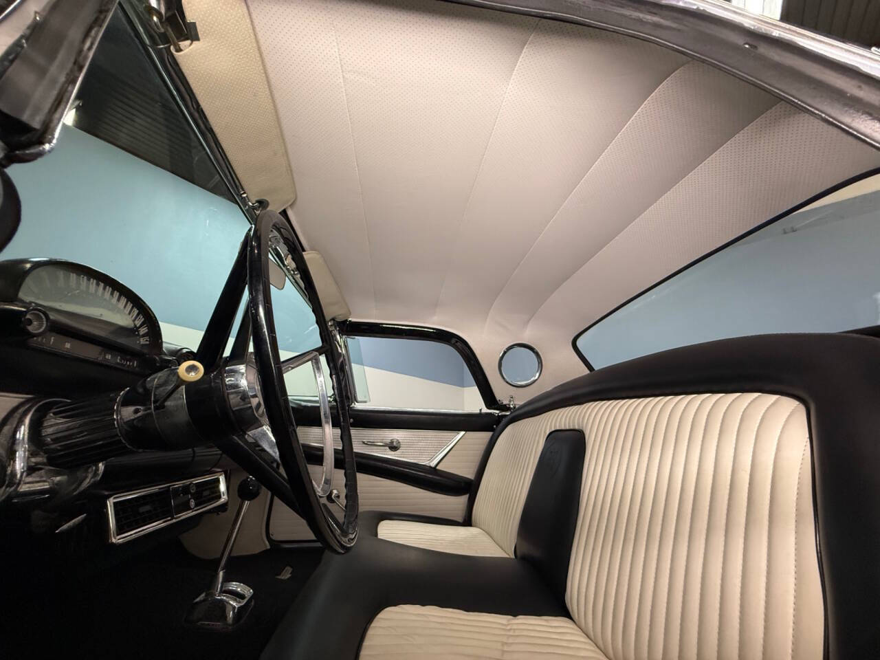 1956 Ford Thunderbird 16