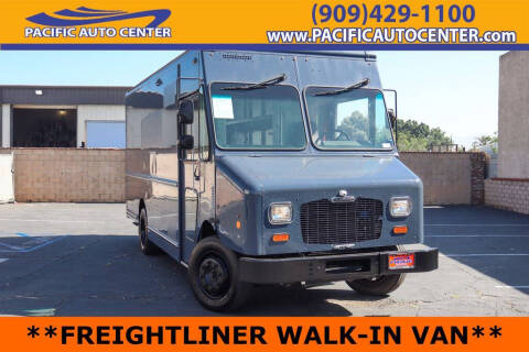 2020 Freightliner MT45 Chassis