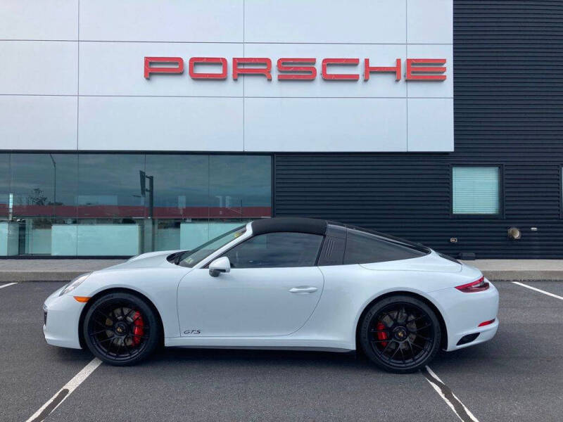 2019 Porsche 911 Targa 4 GTS