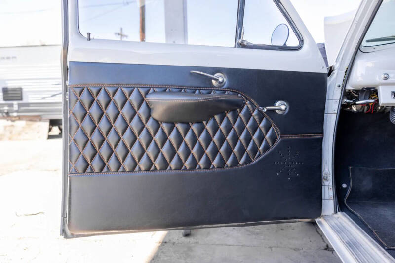 1950 Ford Crown Victoria