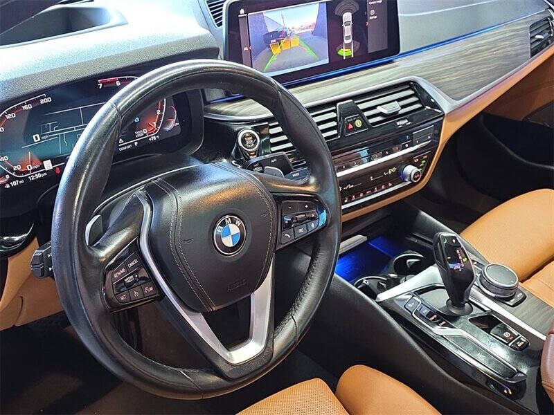 2021 BMW 5 Series 530i