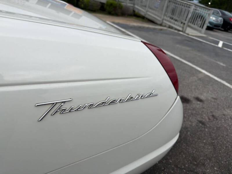 2002 Ford Thunderbird Deluxe