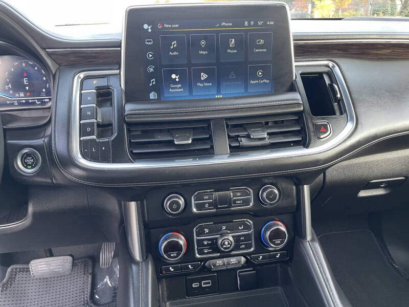 2022 Chevrolet Suburban LT