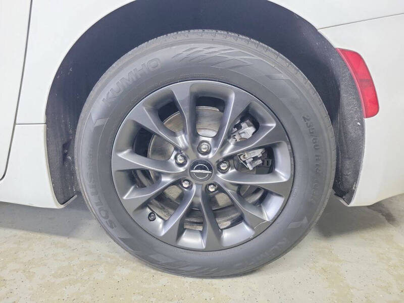 2021 Chrysler Pacifica Touring