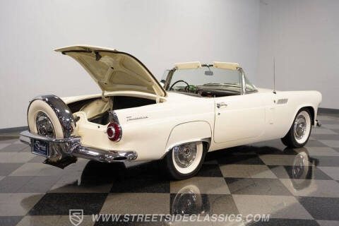 1956 Ford Thunderbird