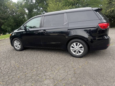2017 Kia Sedona LX