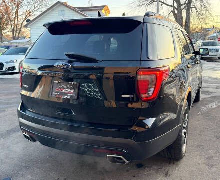 2016 Ford Explorer Sport