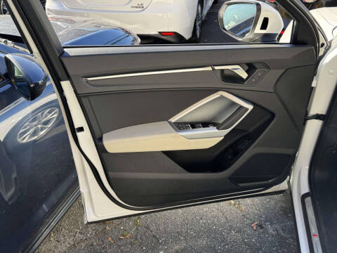 2025 Audi Q3 quattro S line Premium 45 TFSI