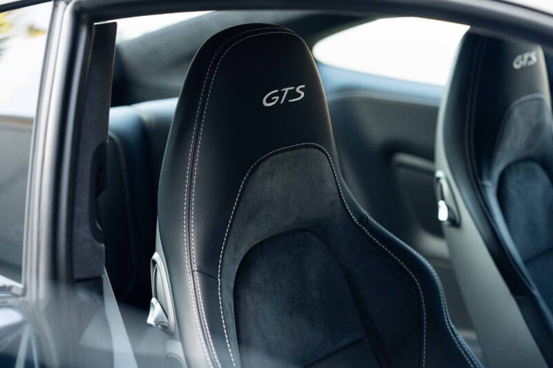 2017 Porsche 911 Carrera GTS