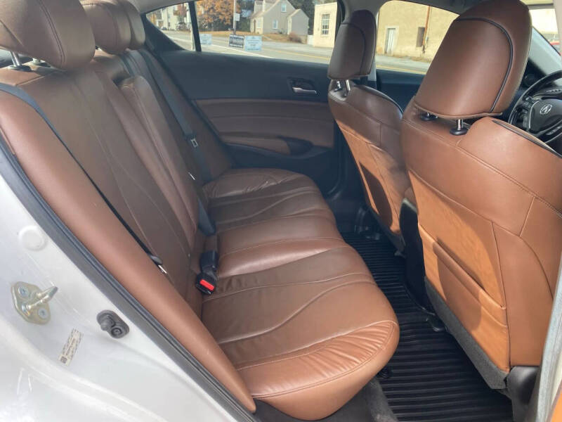 2020 Acura ILX w/Premium