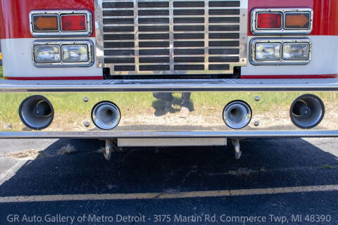 2001 Hendrickson Firetruck