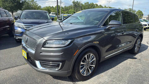 2019 Lincoln Nautilus Select
