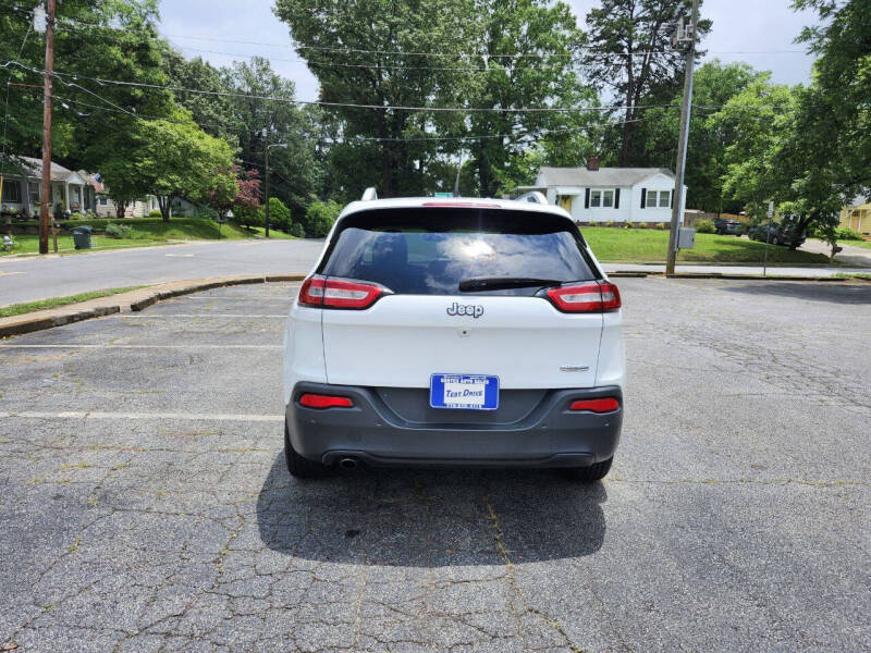 2018 Jeep Cherokee Latitude