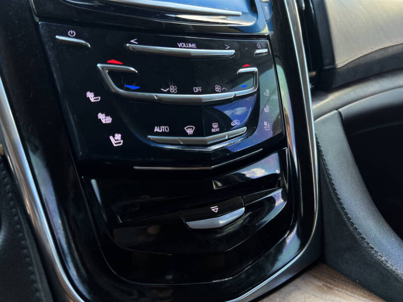 2015 Cadillac Escalade Premium