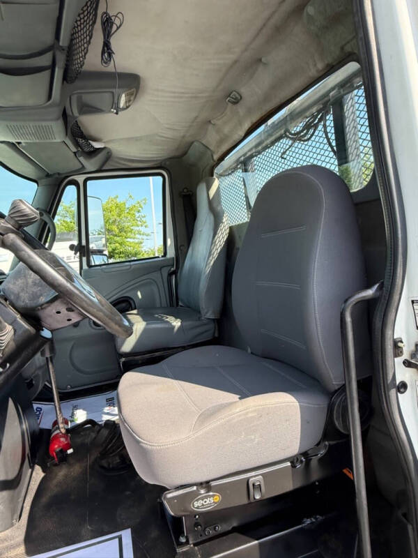 2003 International WorkStar 7300
