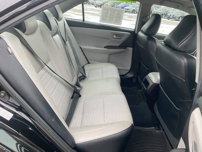 2015 Toyota Camry SE