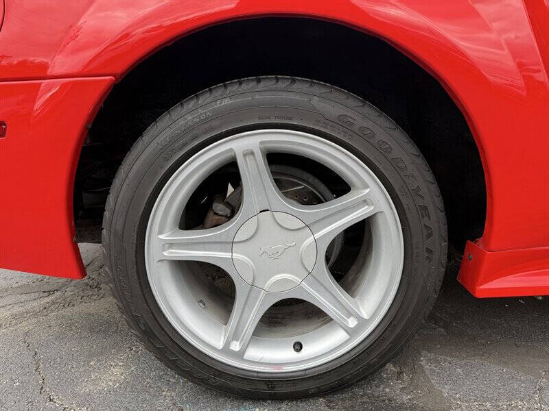 2000 Ford Mustang GT