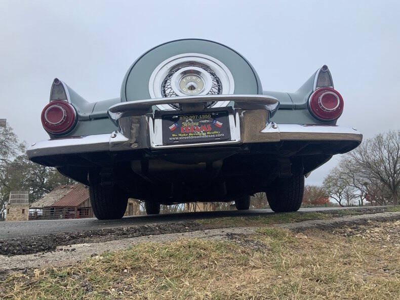 1956 Ford Thunderbird