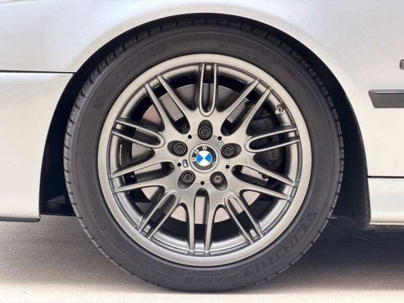 2002 BMW M5