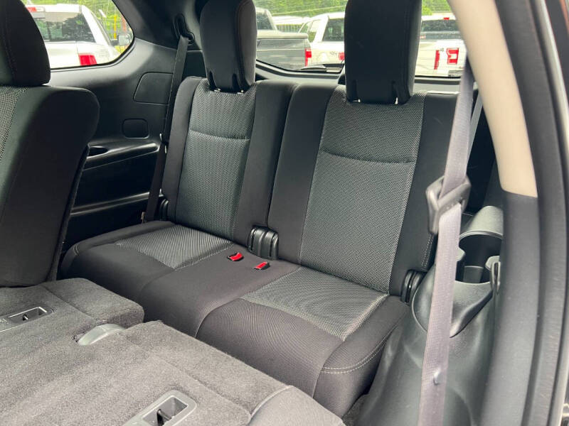 2018 Nissan Pathfinder SV