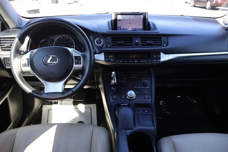 2013 Lexus CT 200h