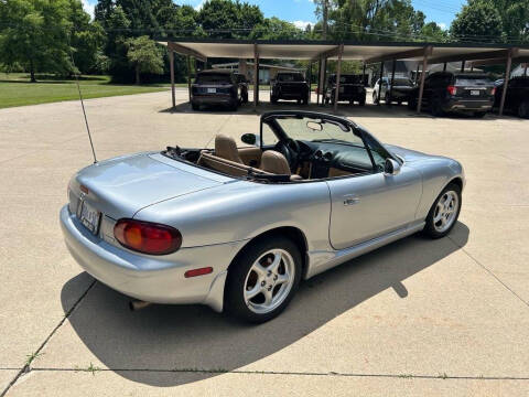 2000 Mazda MX-5 Miata