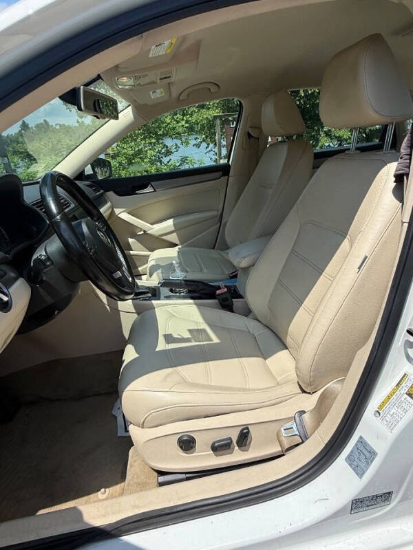 2014 Volkswagen Passat 1.8T SE PZEV