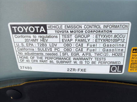 2014 Toyota Prius v Three