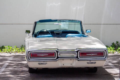 1964 Ford Thunderbird