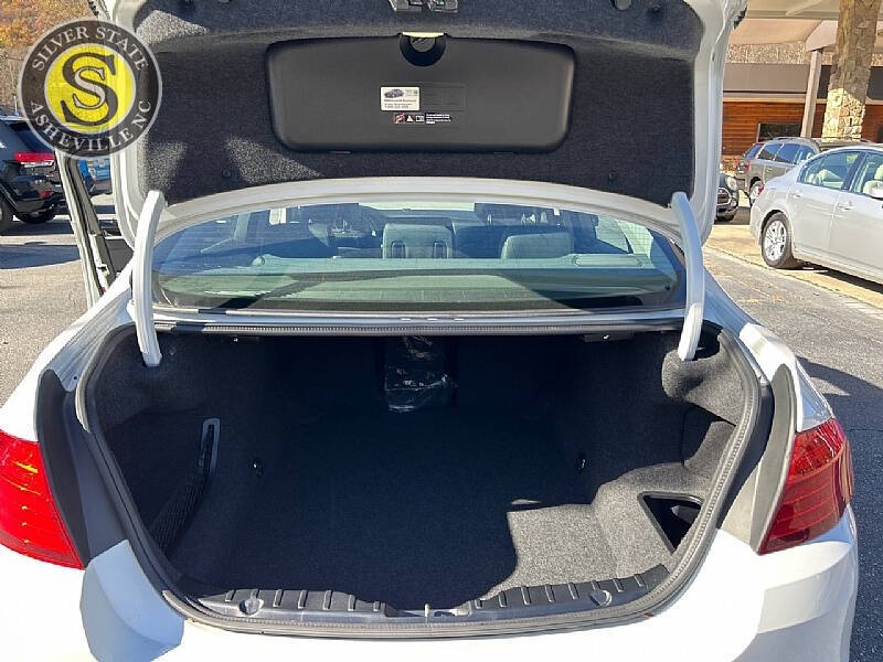 2014 BMW 5 Series 528i