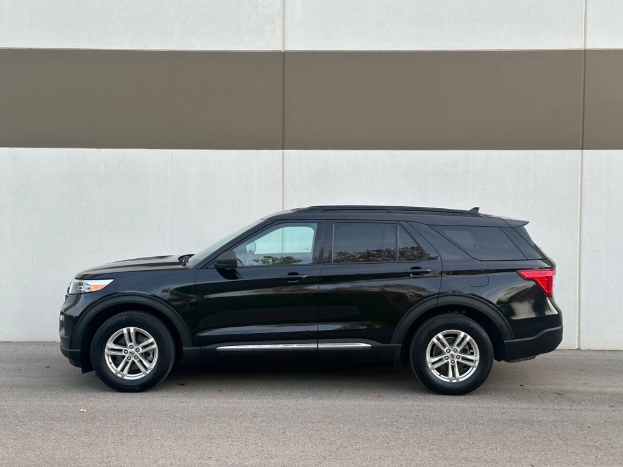 2020 Ford Explorer for sale at Phoenix Motor Co in Romulus, MI