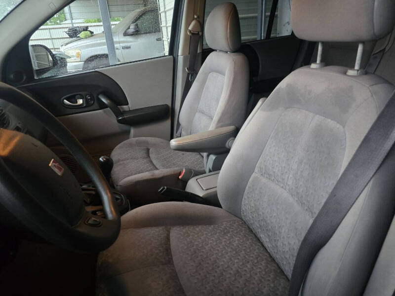 2005 Saturn VUE Base - Photo 16
