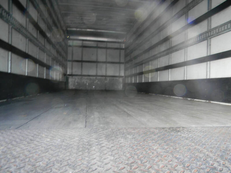 2017 Freightliner M2 106