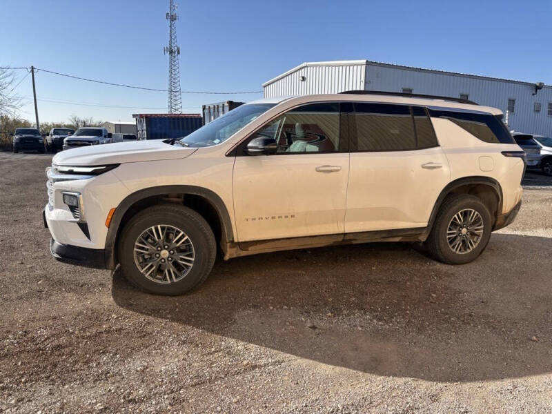 2025 Chevrolet Traverse LT
