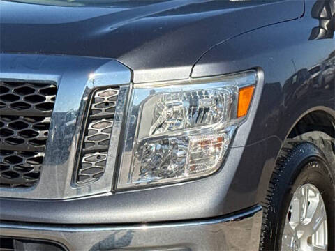 2018 Nissan Titan SV