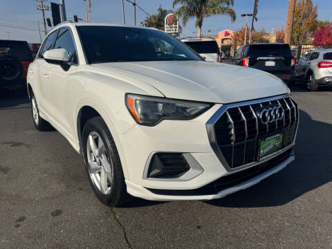2021 Audi Q3 quattro Premium 40 TFSI