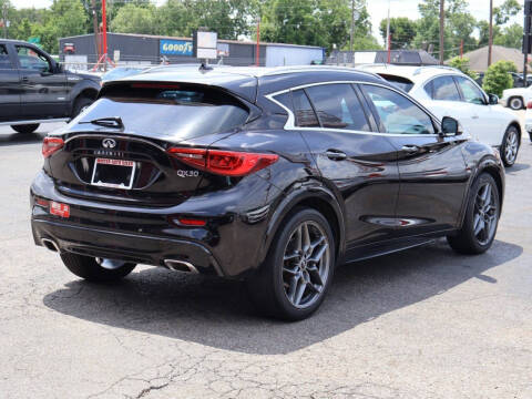 2017 Infiniti QX30 Premium