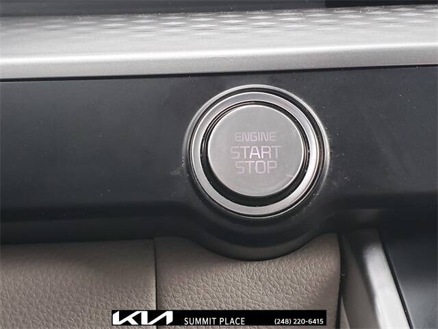 2023 Kia Carnival