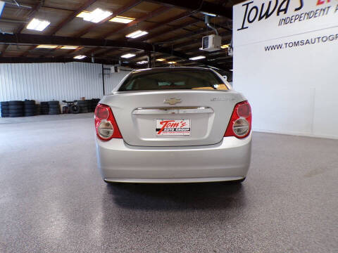 2016 Chevrolet Sonic LT Auto