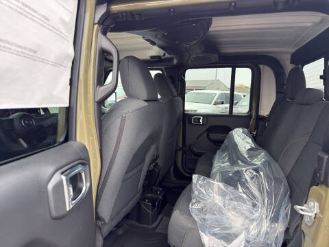 2026 Jeep Gladiator Sport