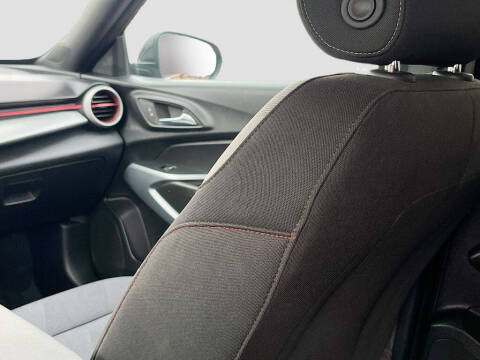 2025 Chevrolet Trax RS