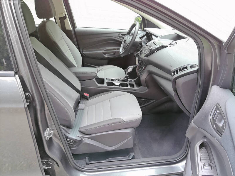 2017 Ford Escape S