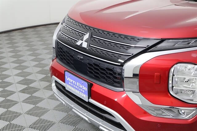 2025 Mitsubishi Outlander PHEV SE