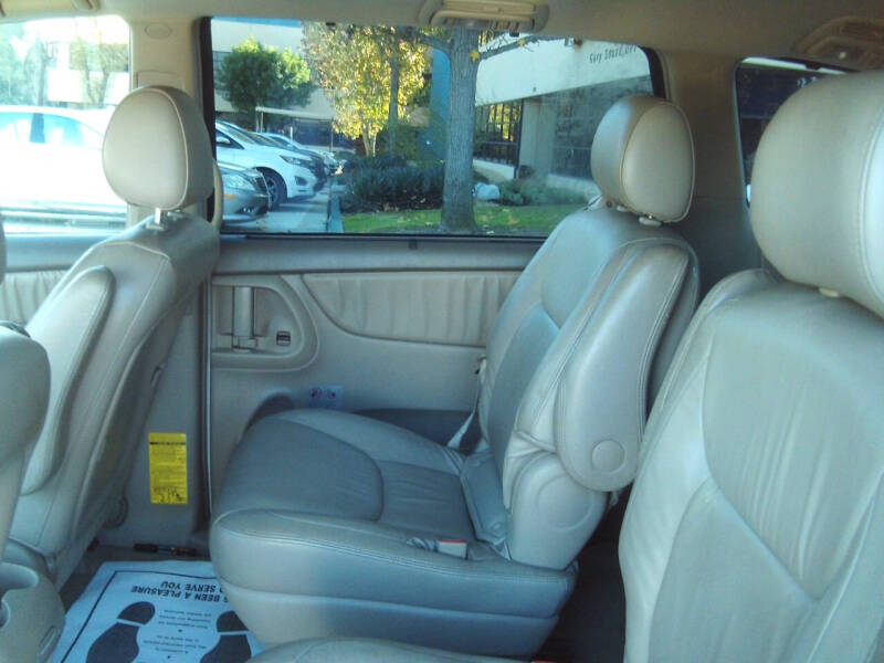 2006 Toyota Sienna XLE Limited 7 Passenger
