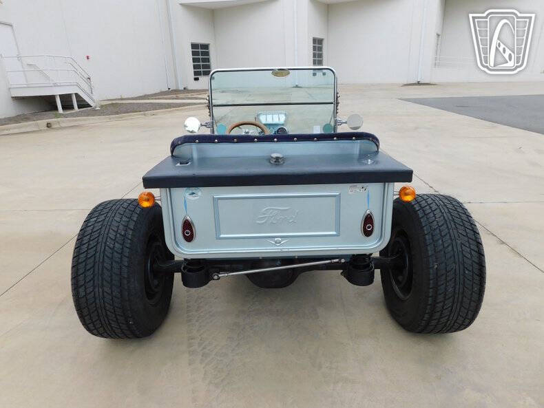 1921 Ford Model T