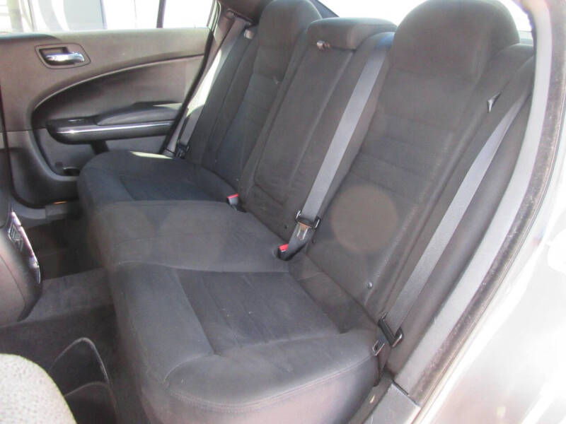 2012 Dodge Charger SE